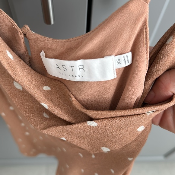 ASTR polka dot cowl neck camisole - Picture 4 of 6